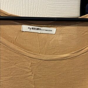 Zara Women's Tan Short Sleeve Tee